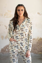 Cargar imagen en el visor de la galería, Wild Horse Pjs/ Lounge Set