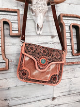 Cargar imagen en el visor de la galería, Rosie - Tooled Leather Cowhide Crossbody