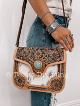 Cargar imagen en el visor de la galería, Rosie - Tooled Leather Cowhide Crossbody