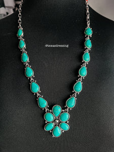 Rhetta - Necklace