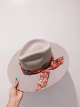 Load image into Gallery viewer, Presley Paisley - Grey Fashion Hat