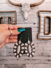 Load image into Gallery viewer, Back Porch Earrings