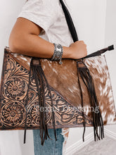 Load image into Gallery viewer, Houston - Leather and Cowhide Handbag